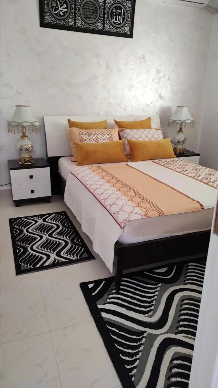 Dar Al Yasmina Hotel Tunis Bagian luar foto